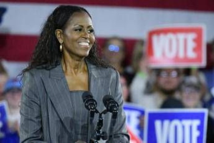 Michelle Obama smentisce le voci di divorzio e spiega l'assenza dagli eventi pubblici