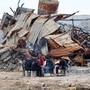 Gaza, raid aereo su Deir al-Balah. Onu: &quot;Colpo devastante da esercito Israele&quot;