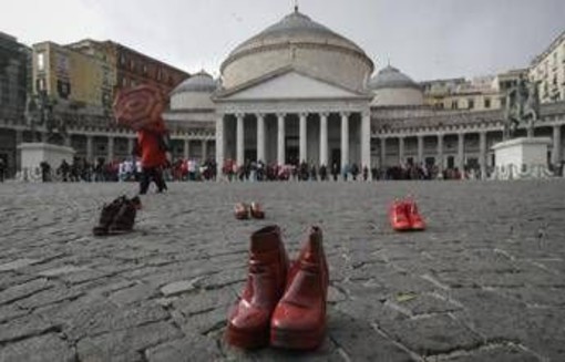 Femminicidi, Viminale: "44 nei primi 9 mesi del 2025, in calo dell'8%" Femminicidi, Viminale: "44 nei primi 9 mesi del 2025, in calo dell'8%"