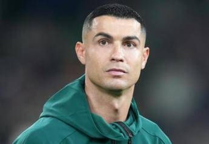 Cristiano Ronaldo regala un orologio 'speciale' ai compagni di nazionale. Il pensiero per Diogo Jota Cristiano Ronaldo regala un orologio 'speciale' ai compagni di nazionale. Il pensiero per Diogo Jota