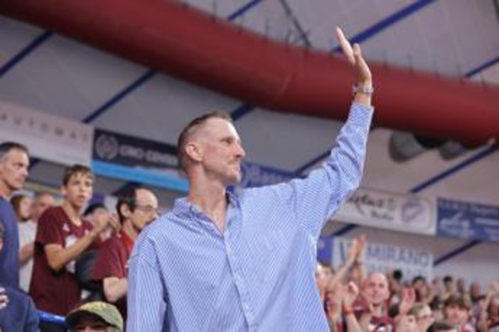 Polonara assistente allenatore ad Avellino: "Opportunità enorme, non vedo l'ora di iniziare" Polonara assistente allenatore ad Avellino: "Opportunità enorme, non vedo l'ora di iniziare"