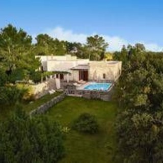 Vacanze, per 6 italiani su 10 smartphone compromette relazioni, da Airbnb 1 settimana senza in masseria del Salento Vacanze, per 6 italiani su 10 smartphone compromette relazioni, da Airbnb 1 settimana senza in masseria del Salento