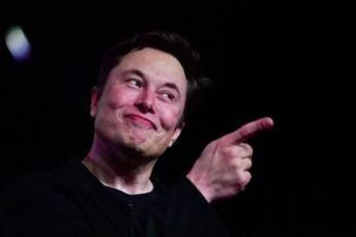 Musk fonde SpaceX con xAi per mandare i data center nello spazio Musk fonde SpaceX con xAi per mandare i data center nello spazio