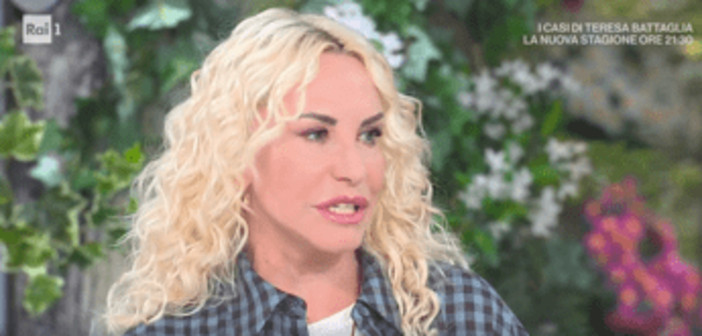 Addio a Wilma De Angelis, il ricordo di Antonella Clerici: "La cucina è arrivata in tv grazie a lei" Addio a Wilma De Angelis, il ricordo di Antonella Clerici: "La cucina è arrivata in tv grazie a lei"