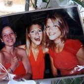 Garlasco, la mamma delle gemelle Cappa parte offesa nella nuova inchiesta: "Esercizio di un diritto" Garlasco, la mamma delle gemelle Cappa parte offesa nella nuova inchiesta: "Esercizio di un diritto"