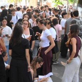 Maturità 2026, l'esperto: "Studiare tutta la notte non aiuta, dormire sì" Maturità 2026, l'esperto: "Studiare tutta la notte non aiuta, dormire sì"