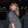 Taylor Swift entra nella 'Songwriters Hall of Fame' e fa la storia: è l'artista più giovane