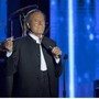 Julio Iglesias accusato di violenze sessuali, il cantante si difende: "La verità verrà a galla"