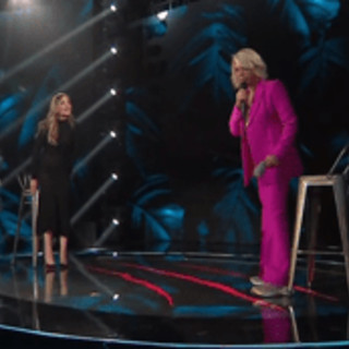 De Filippi 'interroga' Fagnani a Belve, il siparietto sul... catechismo De Filippi 'interroga' Fagnani a Belve, il siparietto sul... catechismo