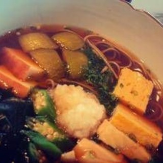 Pipì nella zuppa, due 17enni condannati a risarcire catena hotpot per 284mila euro