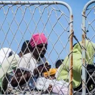 Entra in vigore il nuovo Patto Ue su migranti e asilo, da oggi regole uniche per i 27