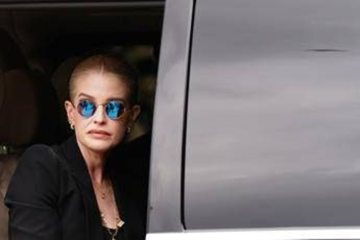 Kelly Osbourne contro gli hater: "Basta body shaming, è disgustoso"