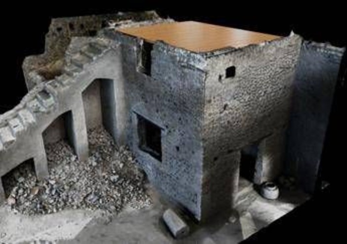 Pompei, scoperta una possibile torre in una domus Pompei, scoperta una possibile torre in una domus