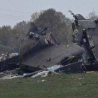 Bosnia, precipita elicottero militare italiano. I media locali: "Tre morti e 12 feriti"