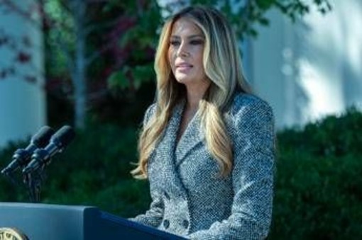 Ucraina, Melania Trump: "Senza mio intervento impossibile portare aiuto a Oleshky" Ucraina, Melania Trump: "Senza mio intervento impossibile portare aiuto a Oleshky"