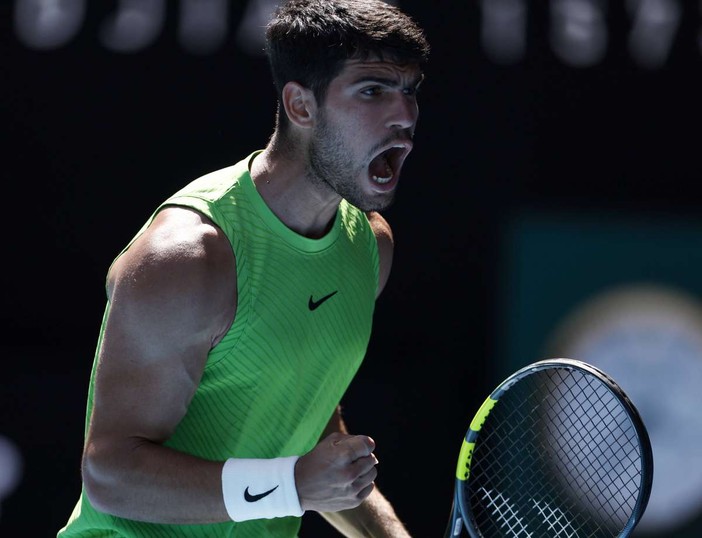 Alcaraz e Sabalenka ai quarti all’Australian Open, avanzano Zverev e Gauff Alcaraz e Sabalenka ai quarti all’Australian Open, avanzano Zverev e Gauff