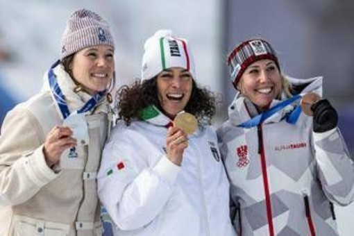 Il paradosso della 'rule 40' alle Olimpiadi: tutela il Cio per gli sponsor, penalizza gli atleti Il paradosso della 'rule 40' alle Olimpiadi: tutela il Cio per gli sponsor, penalizza gli atleti