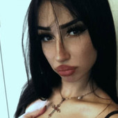 Maria Spinelli, la 22enne italiana morta nella sparatoria in Svizzera: "Voleva conquistarsi il proprio futuro" Maria Spinelli, la 22enne italiana morta nella sparatoria in Svizzera: "Voleva conquistarsi il proprio futuro"