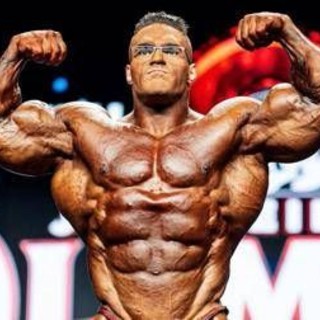 Nick Walker è Mr Olympia 2026, ecco il nuovo re del bodybuilding Nick Walker è Mr Olympia 2026, ecco il nuovo re del bodybuilding