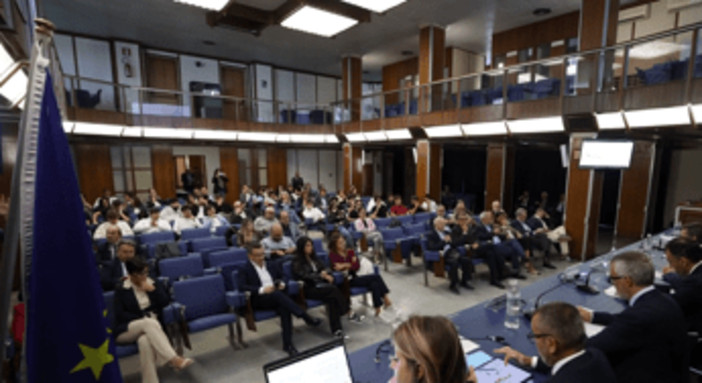Unioncamere, invecchiano le piccole imprese italiane, 10,7% titolari over 70&amp;nbsp;&amp;nbsp;&amp;nbsp;