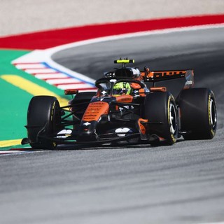 Norris in testa nelle FP2 in Catalogna, Antonelli 5° dietro Leclerc