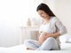 Utero in affitto, &quot;non poter diventare madri è una malattia&quot;: appello alla premier Meloni