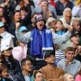 Urlano, cantano e vengono 'ammoniti' dall'arbitro: tifosi molesti (e ubriachi) agli Australian Open