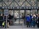 Furto dei gioielli della corona al Louvre, fermati due sospetti