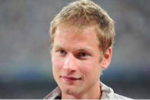 Schwazer senza fine, a 41 anni vince la maratona di marcia