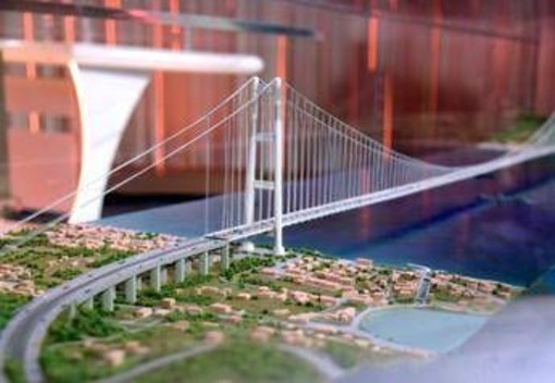 Ponte sullo Stretto, nuovo stop dalla Corte dei Conti. Salvini: "Restiamo fiduciosi" Ponte sullo Stretto, nuovo stop dalla Corte dei Conti. Salvini: "Restiamo fiduciosi"