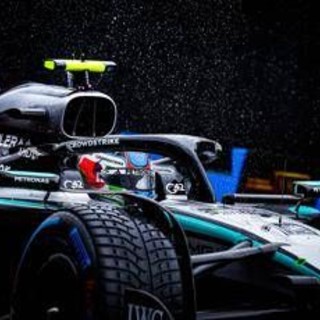 Antonelli, regalo con beffa: supercar dalla Mercedes, ma non può guidarla