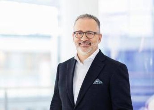 Henkel, cresce il fatturato nel terzo trimestre: positivo l’andamento dei volumi Henkel, cresce il fatturato nel terzo trimestre: positivo l’andamento dei volumi