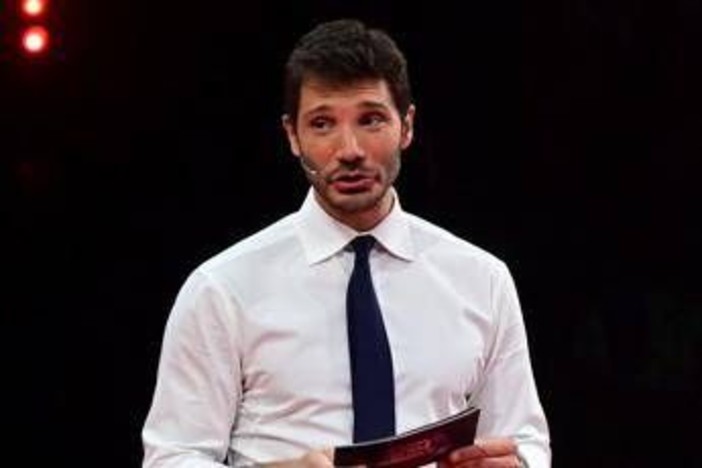 Ascolti tv, vince 'Dalla Strada al Palco' su Rai1. In access lo speciale di 'Affari Tuoi' vola al 27% Ascolti tv, vince 'Dalla Strada al Palco' su Rai1. In access lo speciale di 'Affari Tuoi' vola al 27%