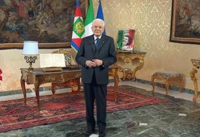 Il discorso di Mattarella: "Anno non facile, speriamo di incontrare un tempo migliore" Il discorso di Mattarella: "Anno non facile, speriamo di incontrare un tempo migliore"