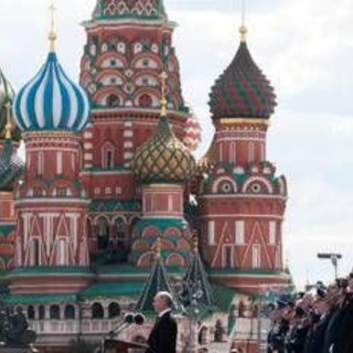 Ucraina, Cremlino: &quot;Sanzioni Usa? Economia della Russia ormai è immune&quot;