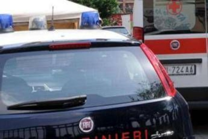 Roma, trovata una ragazza senza vita davanti a un liceo Roma, trovata una ragazza senza vita davanti a un liceo