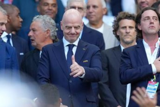 Mondiali 2030 con 64 squadre? La Fifa ci pensa, il Sudamerica spinge per torneo XXL