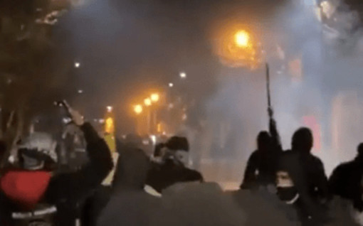 Bbc sotto accusa per doppio standard: Gaza in prima pagina, Iran ignorato Bbc sotto accusa per doppio standard: Gaza in prima pagina, Iran ignorato