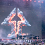 Gabry Ponte trasforma San Siro in una discoteca a cielo aperto, lo show tra Millennial e Gen Z