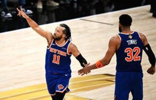 Nba, rimonta da sogno per Knicks: Ben Stiller e Taylor Swift 'impazziscono' Nba, rimonta da sogno per Knicks: Ben Stiller e Taylor Swift 'impazziscono'
